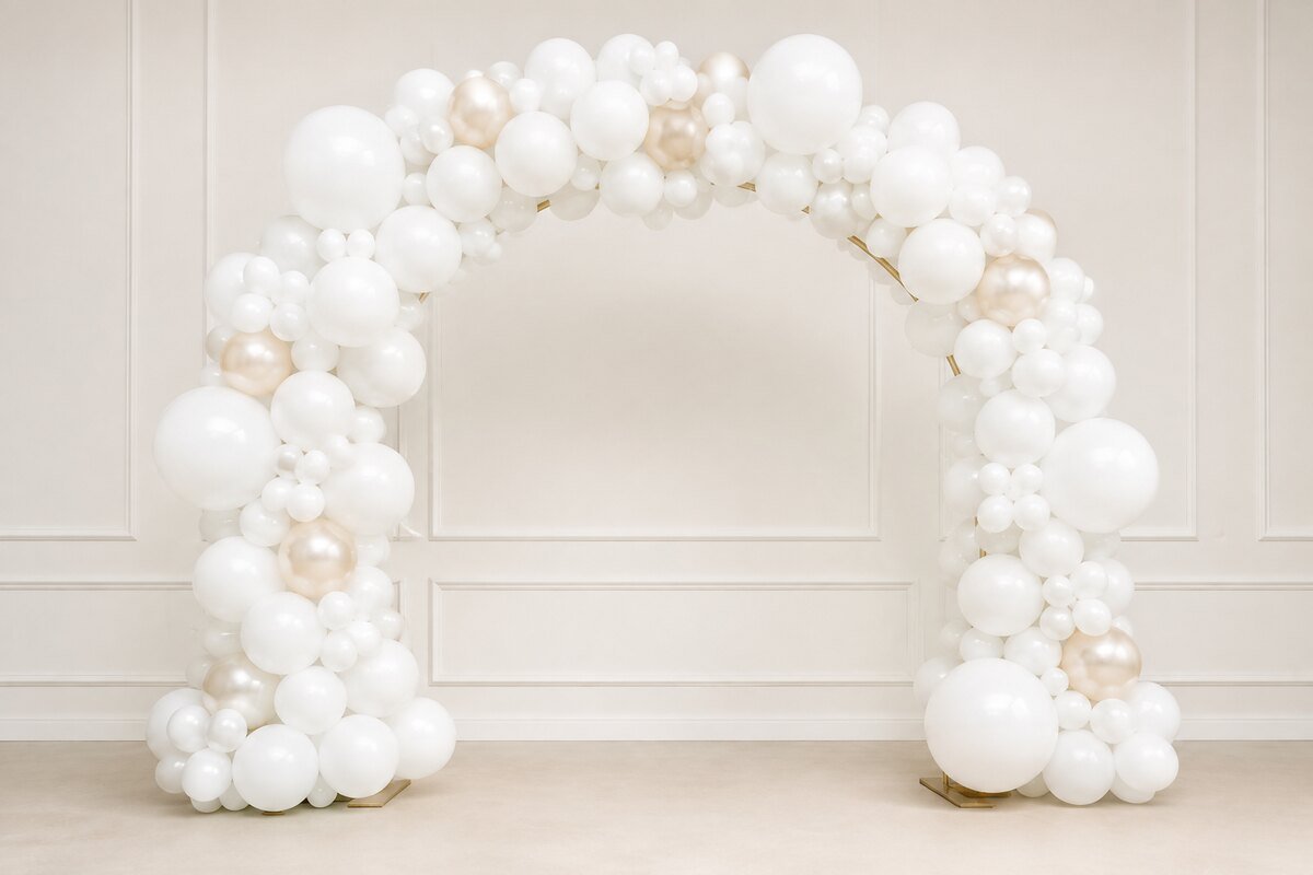 134-Piece White Balloon Arch Kit